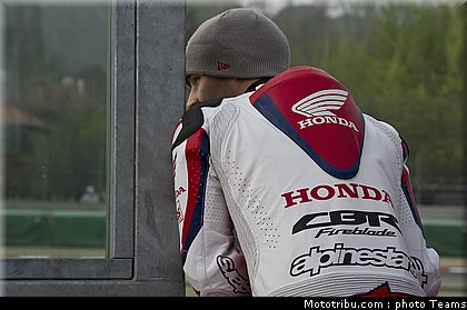 superbike_rea_014_imola_2012.jpg