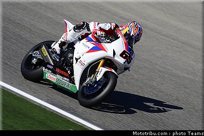 superbike_rea_022_imola_2012.jpg