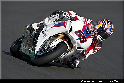 superbike_rea_025_imola_2012.jpg