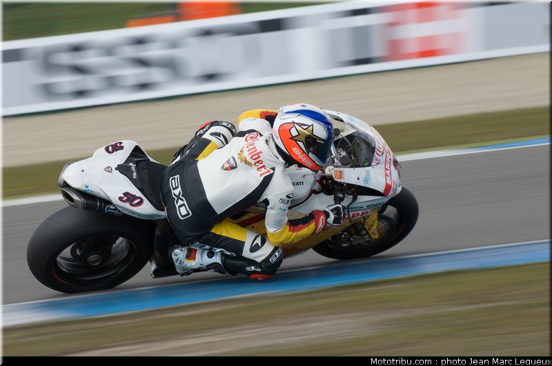 superbike_guintoli_002_pays_bas_assen_2012
