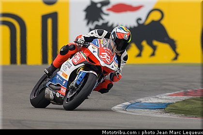 1000_superstock_savadori_001_pays_bas_assen_2012.jpg