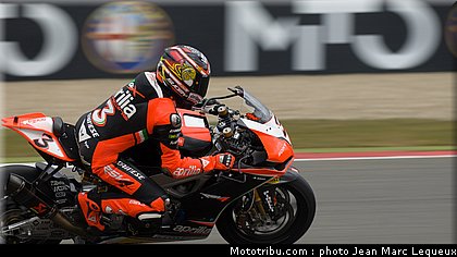 superbike_biaggi_006_pays_bas_assen_2012.jpg