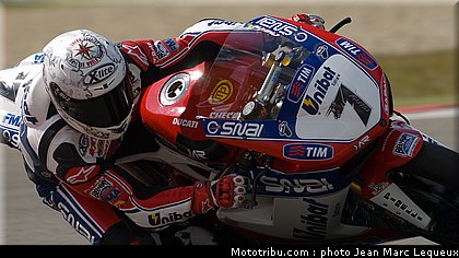 superbike_checa_002_pays_bas_assen_2012.jpg