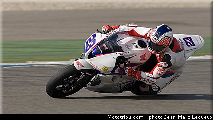 supersport_parkes_002_pays_bas_assen_2012.jpg