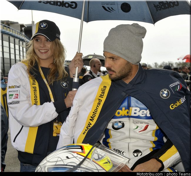 superbike_pitbabe_009_pays_bas_assen_2012