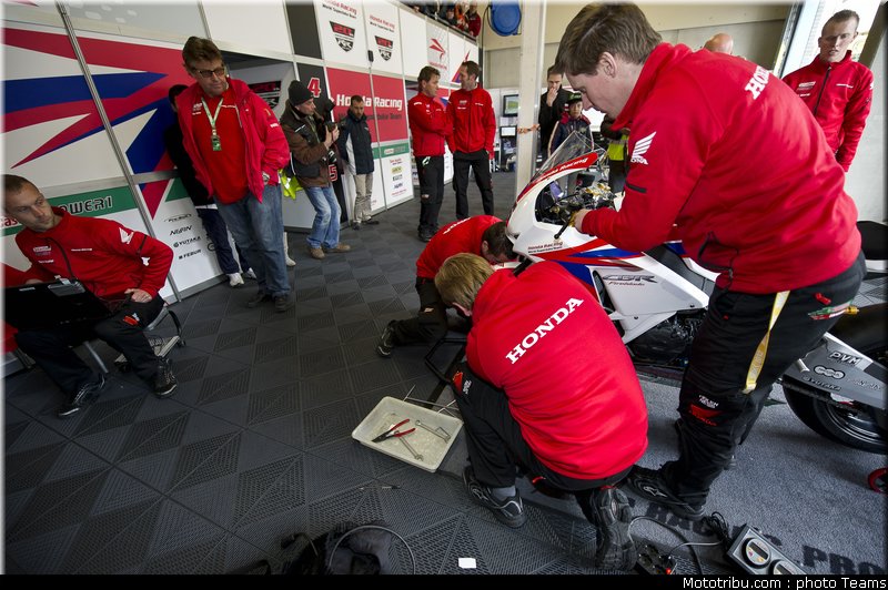 superbike_rea_010_pays_bas_assen_2012