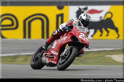 1000_superstock_sandi_003_pays_bas_assen_2012.jpg