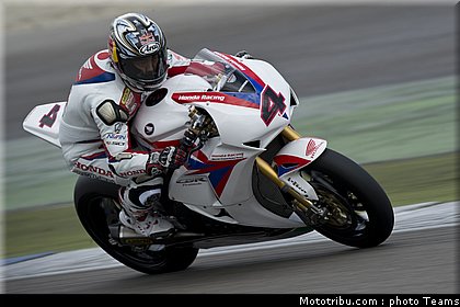 superbike_aoyama_012_pays_bas_assen_2012.jpg