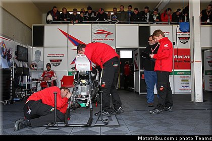 superbike_rea_001_pays_bas_assen_2012.jpg