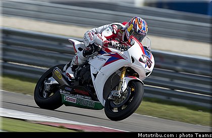 superbike_rea_021_pays_bas_assen_2012.jpg
