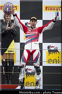 superbike_rea_028_pays_bas_assen_2012.jpg