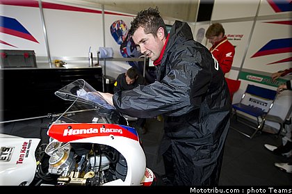 superbike_rea_034_pays_bas_assen_2012.jpg