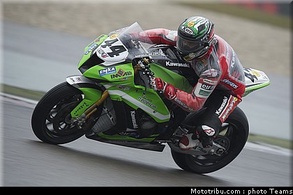 superbike_salom_001_pays_bas_assen_2012.jpg