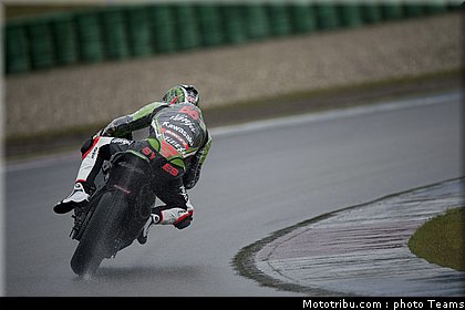 superbike_sykes_006_pays_bas_assen_2012.jpg
