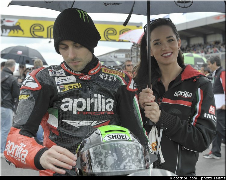 superbike_pitbabe_012_wsbk_2012_angleterre_donington