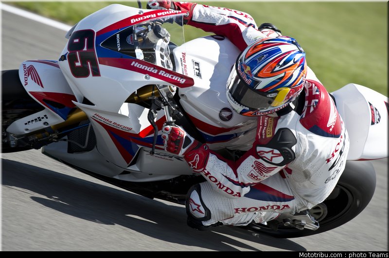 superbike_rea_011_wsbk_2012_angleterre_donington