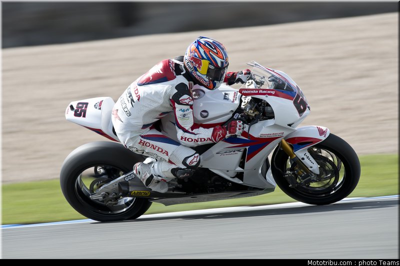 superbike_rea_012_wsbk_2012_angleterre_donington