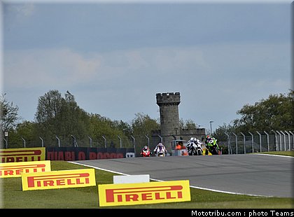 superbike_006_wsbk_2012_angleterre_donington.jpg