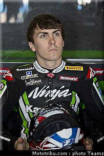 superbike_baz_003_wsbk_2012_angleterre_donington.jpg