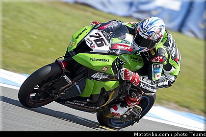 superbike_baz_004_wsbk_2012_angleterre_donington.jpg