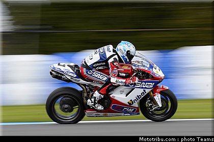 superbike_checa_009_wsbk_2012_angleterre_donington.jpg