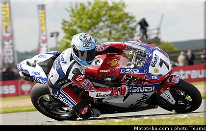 superbike_checa_012_wsbk_2012_angleterre_donington.jpg