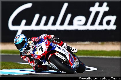 superbike_checa_013_wsbk_2012_angleterre_donington.jpg