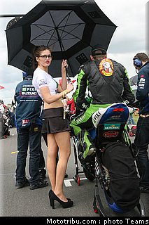 superbike_pitbabe_018_wsbk_2012_angleterre_donington.jpg