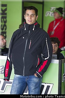 superbike_salom_001_wsbk_2012_angleterre_donington.jpg