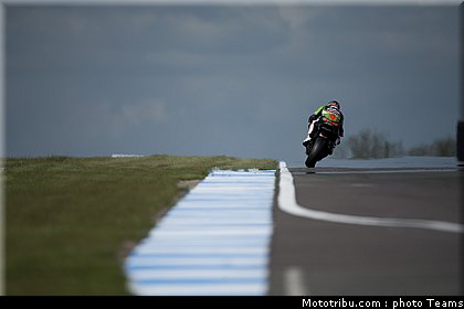 superbike_sykes_013_wsbk_2012_angleterre_donington.jpg