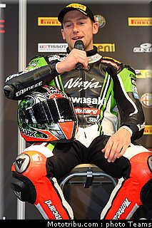 superbike_sykes_018_wsbk_2012_angleterre_donington.jpg