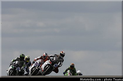 supersport_015_wsbk_2012_angleterre_donington.jpg