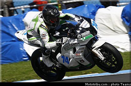 supersport_clarke_008_wsbk_2012_angleterre_donington.jpg