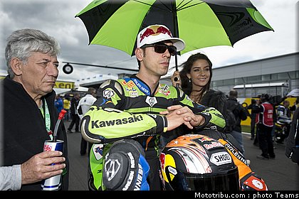 supersport_sofuoglu_009_wsbk_2012_angleterre_donington.jpg