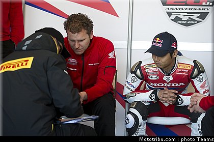 wsbk_aoyama_002_usa_miller_2012.jpg