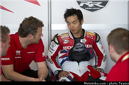 wsbk_aoyama_004_usa_miller_2012.jpg