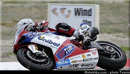 wsbk_checa_004_usa_miller_2012.jpg