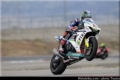 wsbk_hopkins_001_usa_miller_2012.jpg