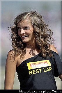 wsbk_pitbabe_023_usa_miller_2012.jpg