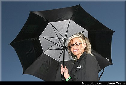 wsbk_pitbabe_041_usa_miller_2012.jpg