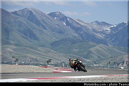 wsbk_sykes_007_usa_miller_2012.jpg
