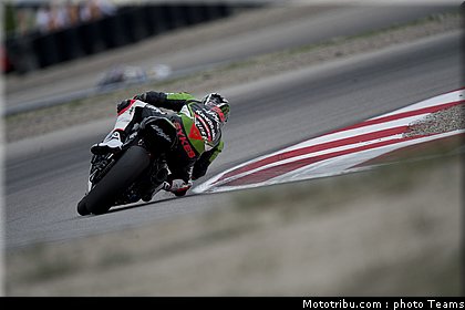 wsbk_sykes_018_usa_miller_2012.jpg