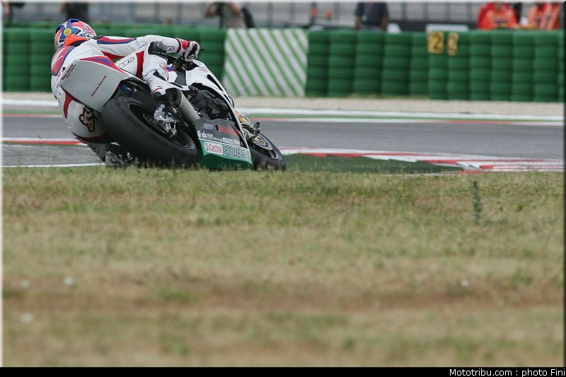 sbk_rea_001_san_marin_misano_2012