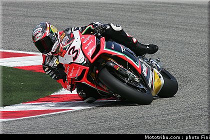 sbk_biaggi_002_san_marin_misano_2012.jpg