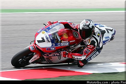 sbk_checa_001_san_marin_misano_2012.jpg