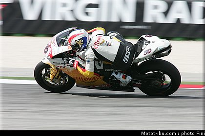sbk_guintoli_003_san_marin_misano_2012.jpg