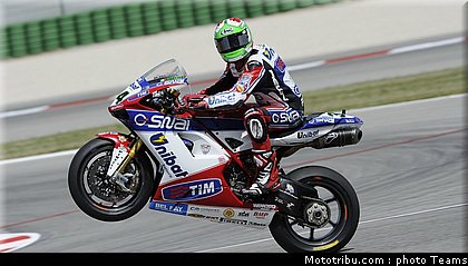 sbk_giugliano_001_san_marin_misano_2012.jpg