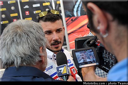 sbk_giugliano_003_san_marin_misano_2012.jpg
