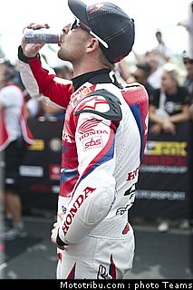 sbk_rea_017_san_marin_misano_2012.jpg