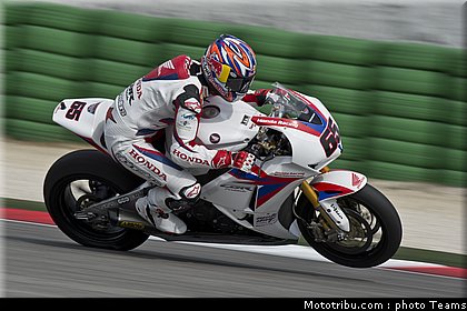 sbk_rea_018_san_marin_misano_2012.jpg